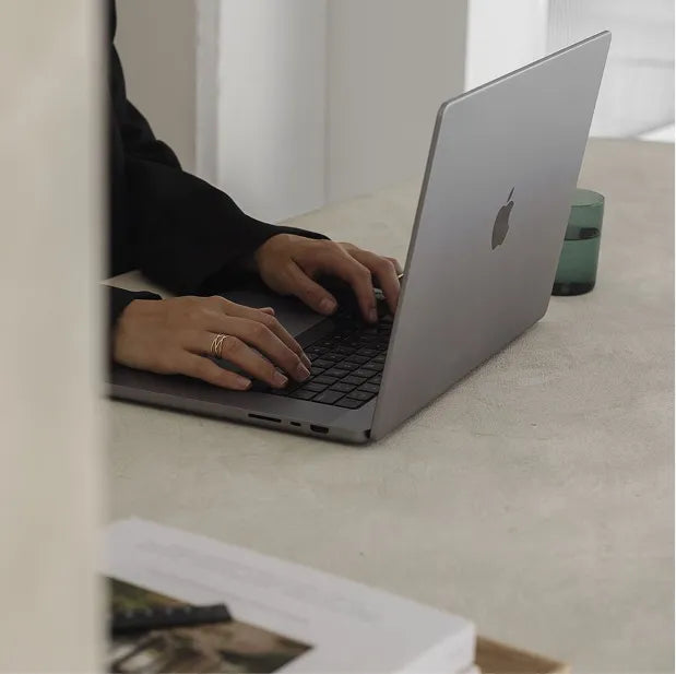 <strong>SoftSeason Is an Online-Only Brand</strong>